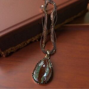 Sterling Silver Teardrop Striped Stone Necklace